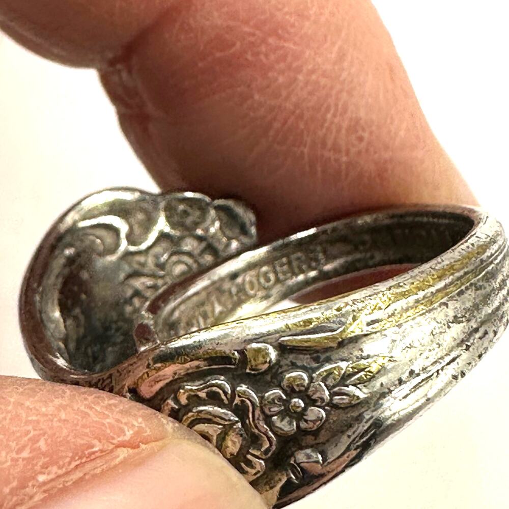 Vintage W.A. Rogers Oneida Silver Plate Spoon Bypass Pinkie Ring Retro Size 4.25 - Picture 7 of 9
